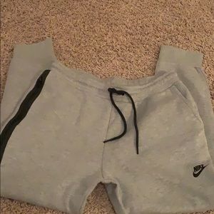 Gray Nike sweat pants